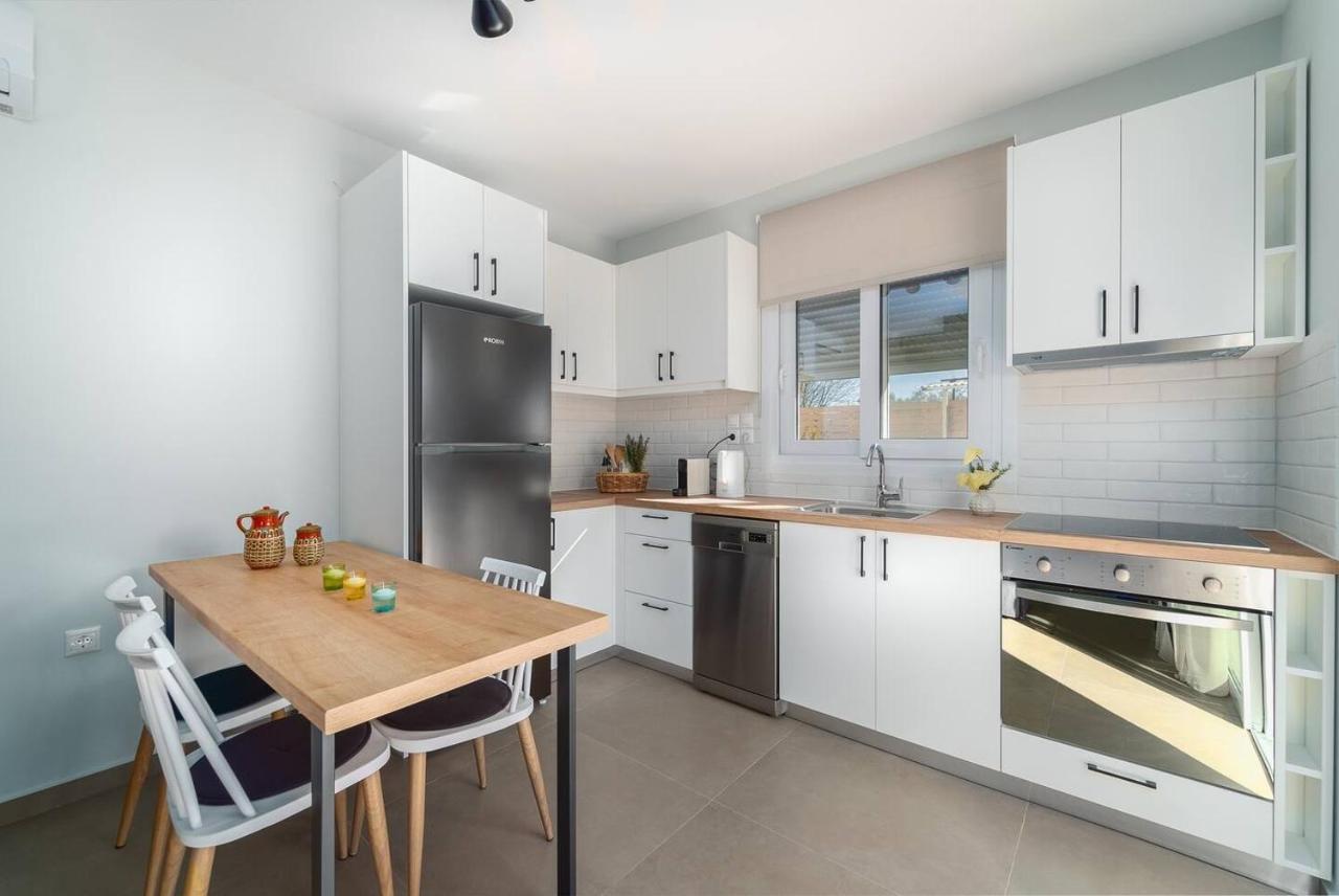 Grappolo Lefkada Villas - Vilana Ideal For Families And Small Groups Apolpaina Exterior photo