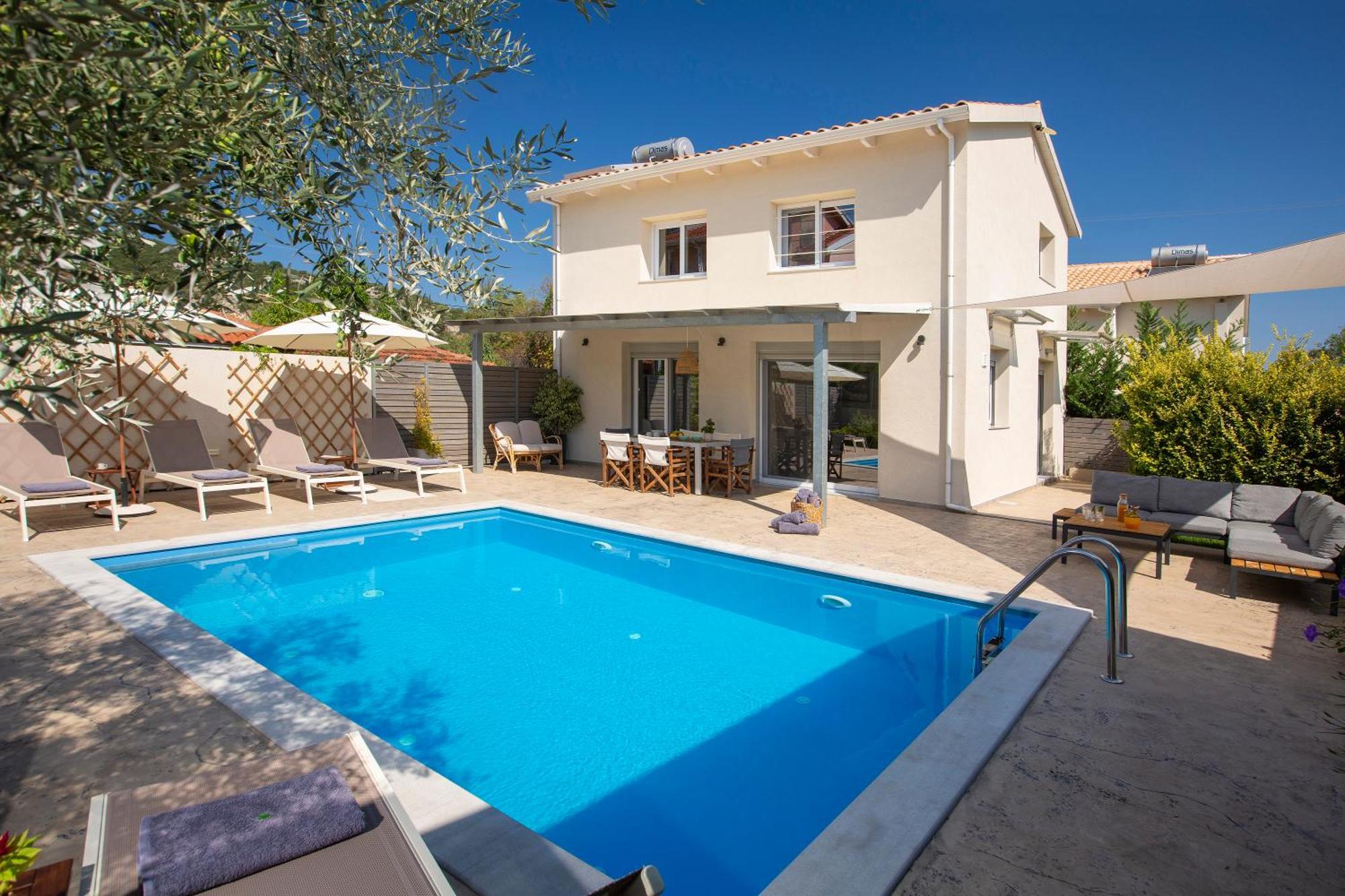 Grappolo Lefkada Villas - Vilana Ideal For Families And Small Groups Apolpaina Exterior photo